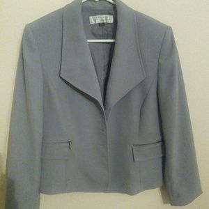 Grey blazer